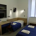 بيت ضيافة Del Golfo E Delle 5 Terre 4*