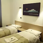 بيت ضيافة Del Golfo E Delle 5 Terre 4*