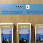 Del Golfo E Delle 5 Terre 4*