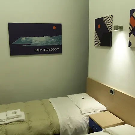 بيت ضيافة Del Golfo E Delle 5 Terre 4*