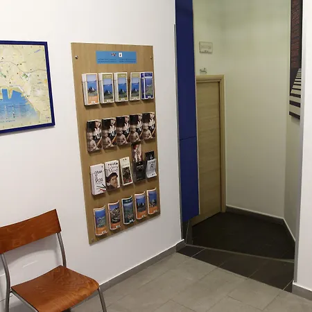 招待所 艾菲塔卡米利戴尔高富得利5号露台旅馆