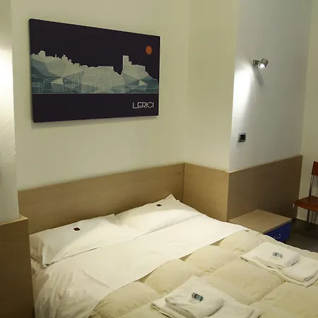 艾菲塔卡米利戴尔高富得利5号露台旅馆 招待所