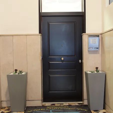 艾菲塔卡米利戴尔高富得利5号露台旅馆