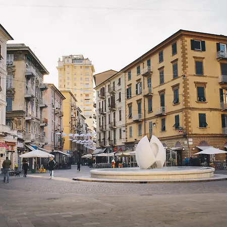 Del Golfo E Delle 5 Terre Гостевой дом Специя