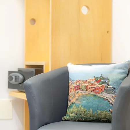 艾菲塔卡米利戴尔高富得利5号露台旅馆 招待所 斯培西亚